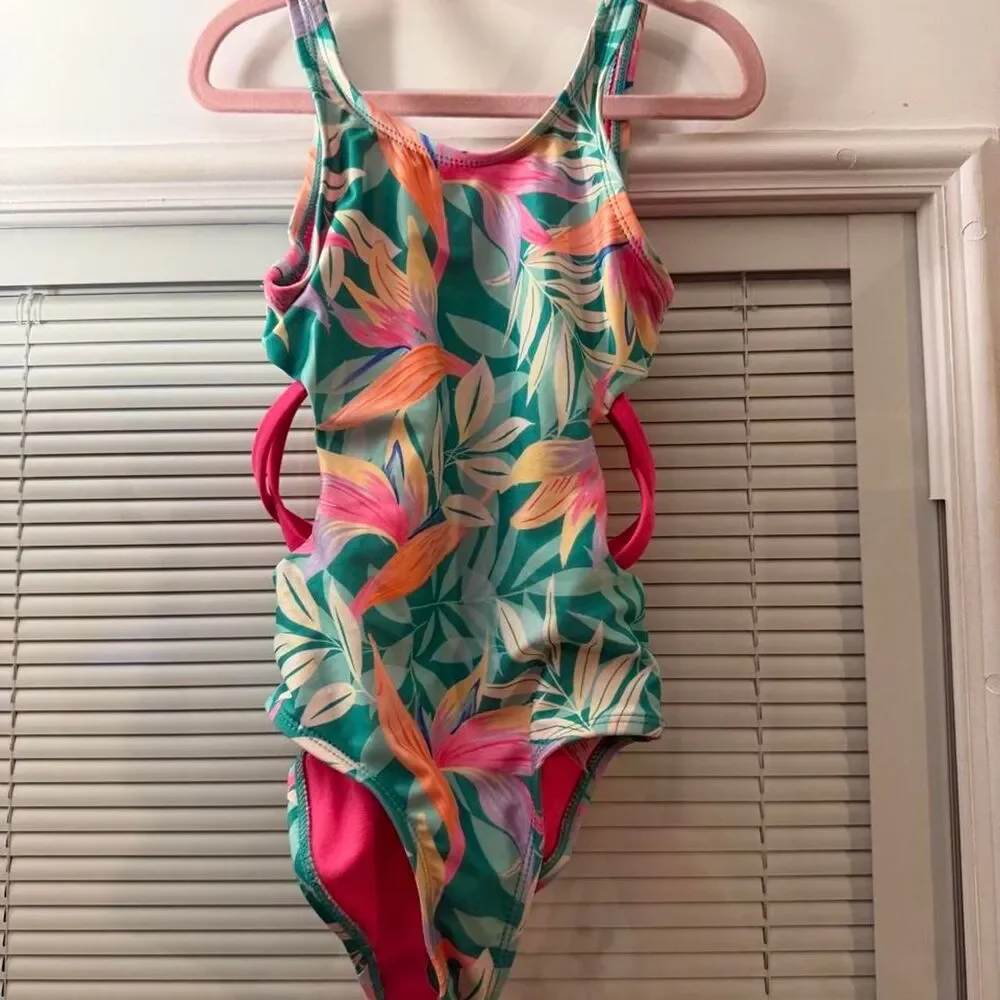 Girls Size 4 swimsuit bundle